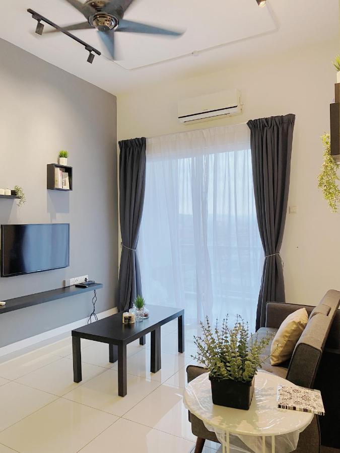 Le Thompson - Puchong Center Ioi Mall Ngoại thất bức ảnh